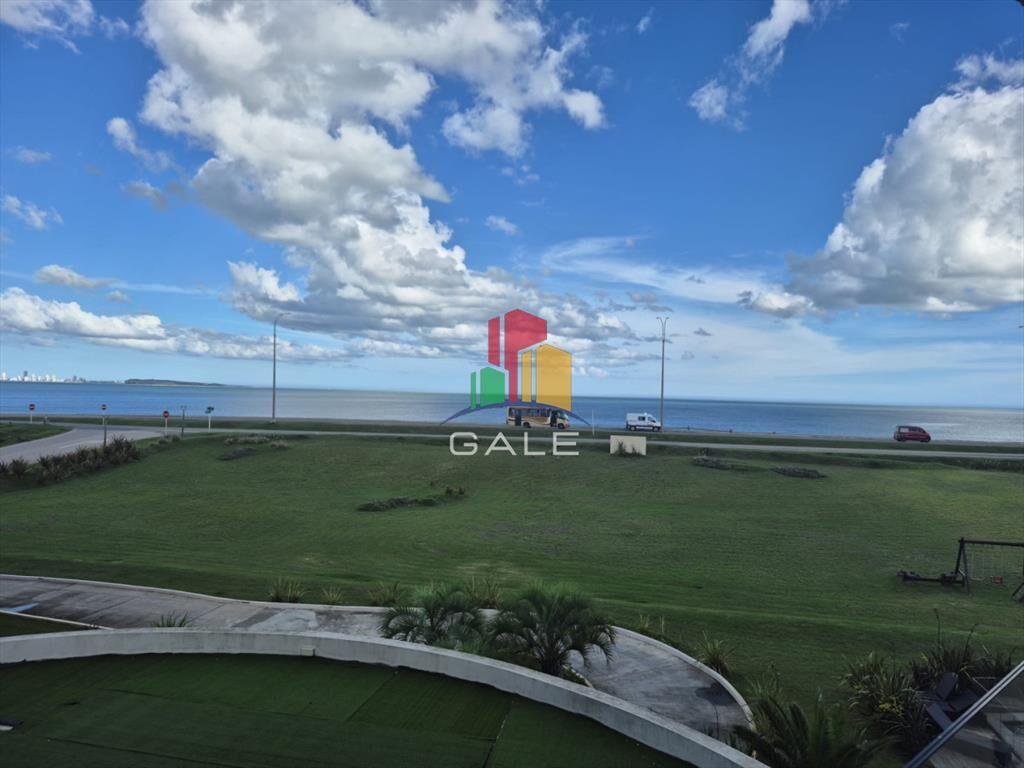 Apartamento en venta primera linea Playa Mansa Punta del Es