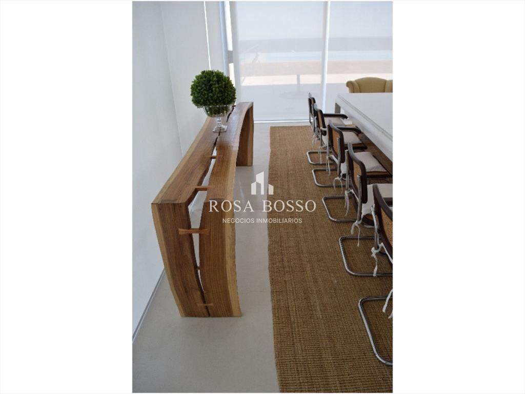 Apartamento muy lindo en la Brava.
