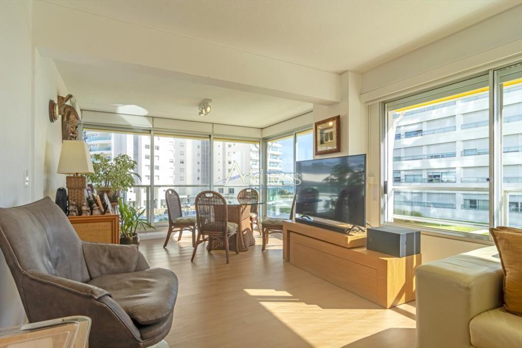 Apartamento en Punta del Este Mansa Torre en 1ra