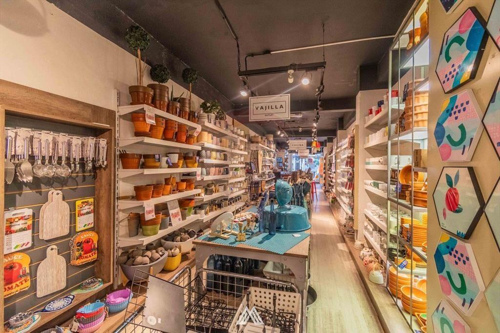 VENTA Local Comercial 18 de Julio CORDÓN