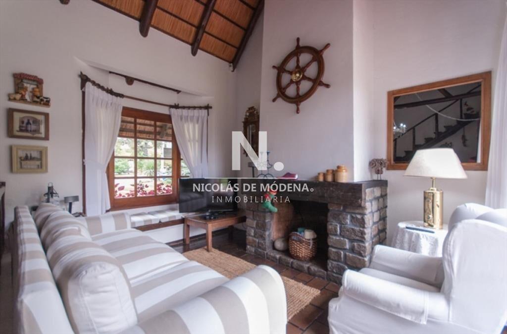 Casa de 3 dormitorios en venta en Pinares, Punta