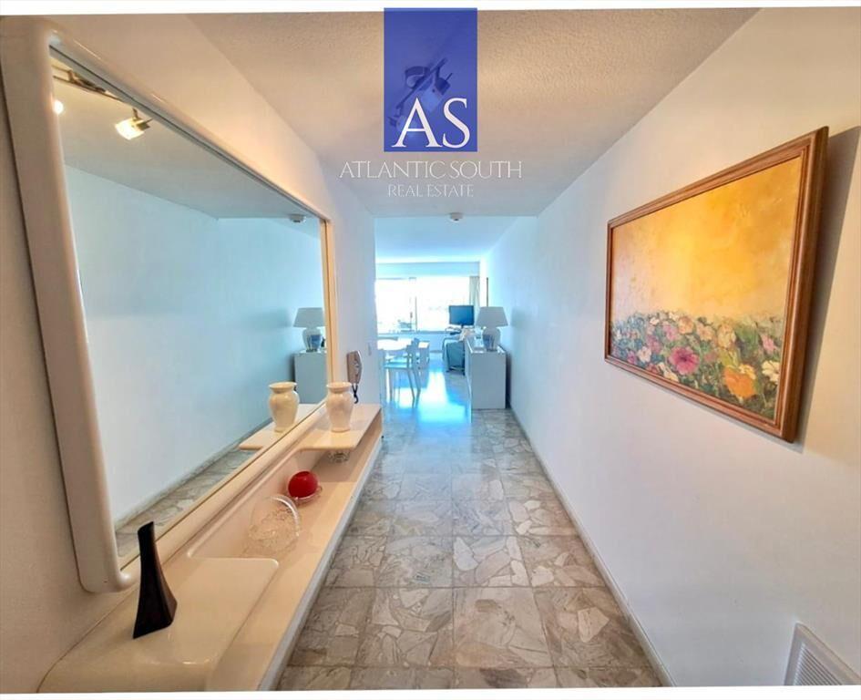 Apartamento 2 dormitorios y medio primera línea