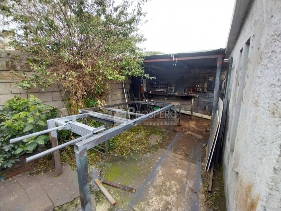 al1644/P venta casa 2 dorm villa española Jardin cochera