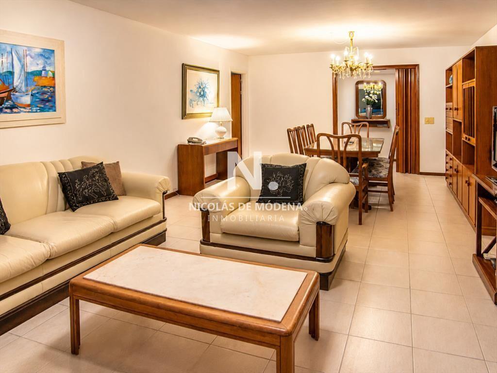 Departamento de 3 dormitorios en venta - El
