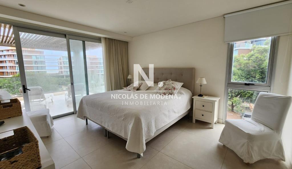 Amplio apartamento en Laguna Blanca - La Barra