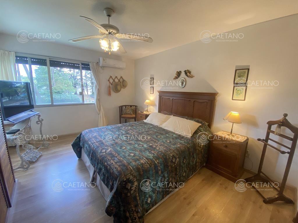 Venta apartamento 4 dormitorios 4 baños punta