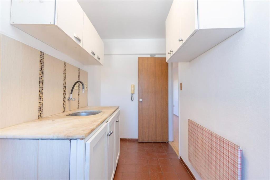 VENTA APTO 2 DORMITORIOS CON RENTA, EN AGUADA