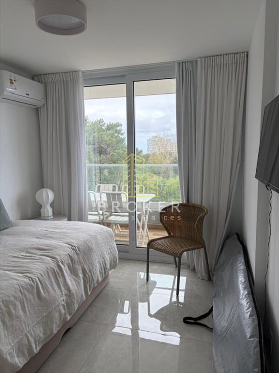 Venta de hermoso apartamento de 2 dormitorios y 2