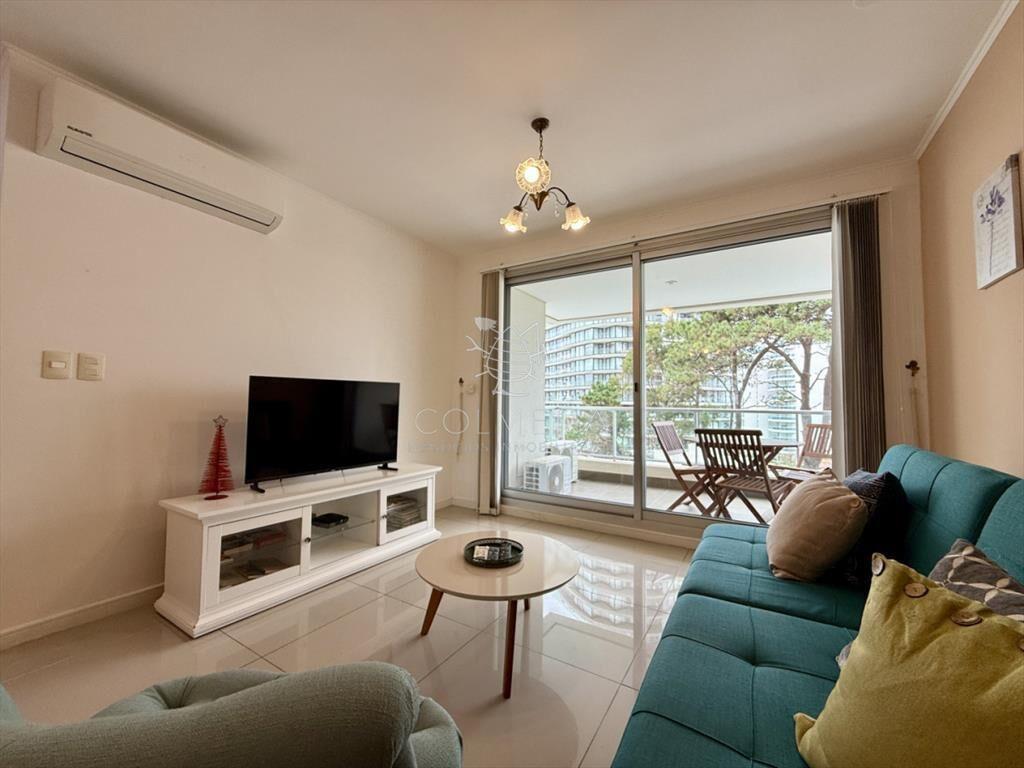 Lindo entorno ,nuevo ,con servicios , buena zona