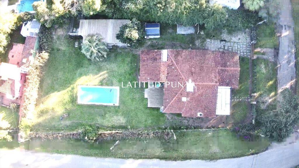 Casa 3 dormitorios con piscina. Brava