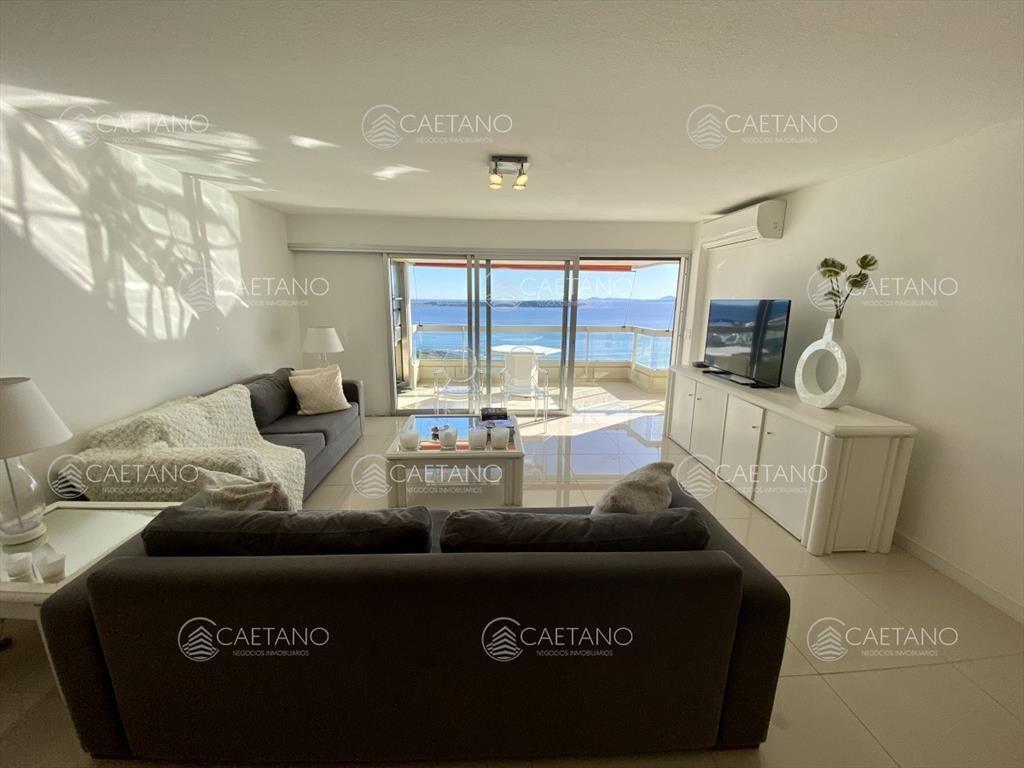 Venta apartamento 4 dormitorios playa mansa Punta