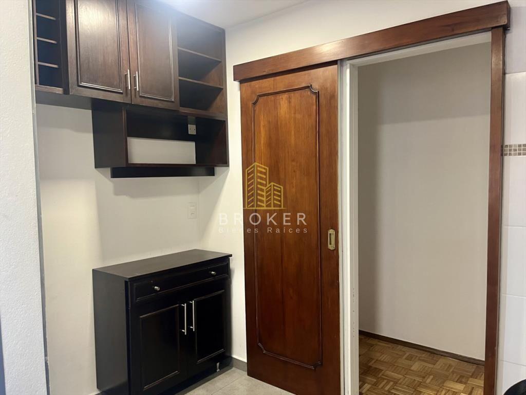Alquiler apartamento de 3 dormitorios en Punta Carretas