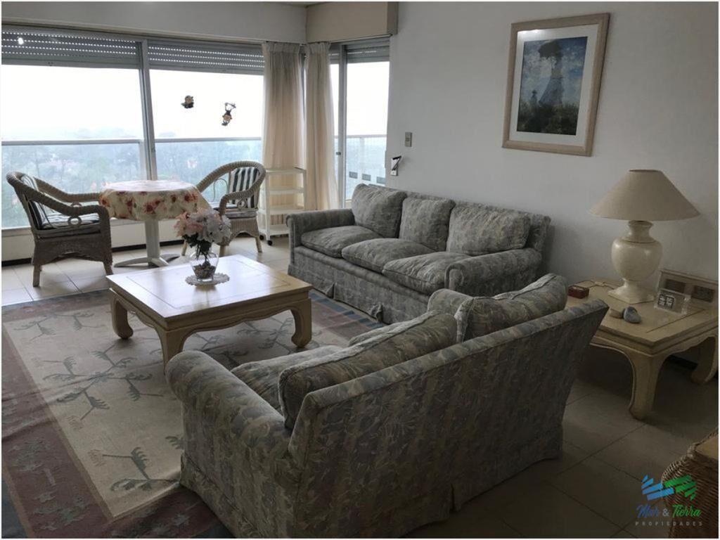 Venta apartamento de 3 dormitorios en Roosevelt