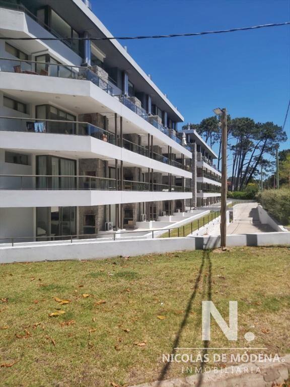 Apartamento en venta de 2 dormitorios Punta del Este San Ra