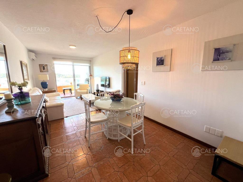 apartamento en venta zona shopping punta, 2 y