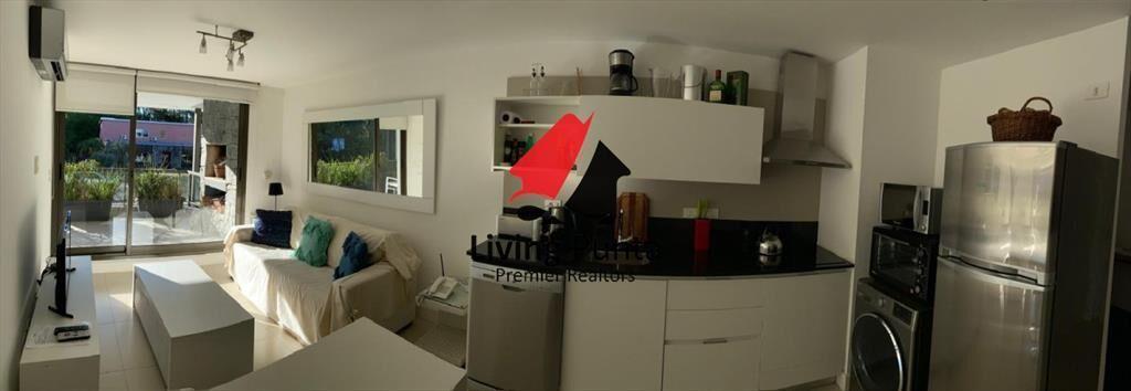 Apartamento con parrillero propio en venta en del