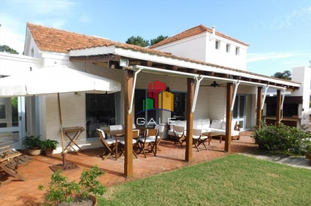Casa a la Venta, 4 dormitorios, La Barra