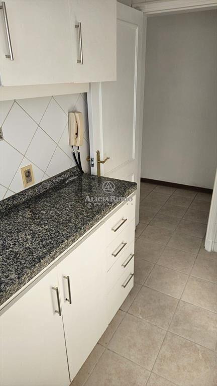 APARTAMENTO EN GOLF DE 2 DORMITORIOS Y 2 BAÑOS CON GARA...