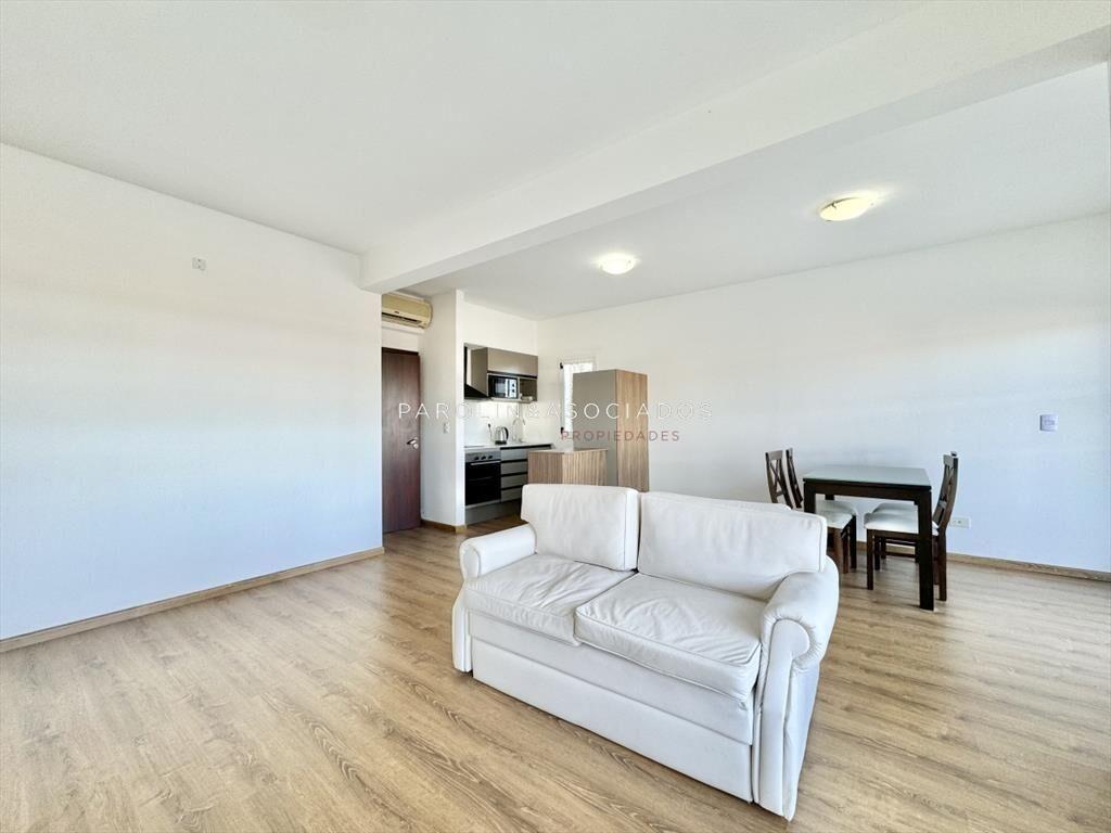 Apartamento en venta 1 dormitorio frente al Mar, Punta del