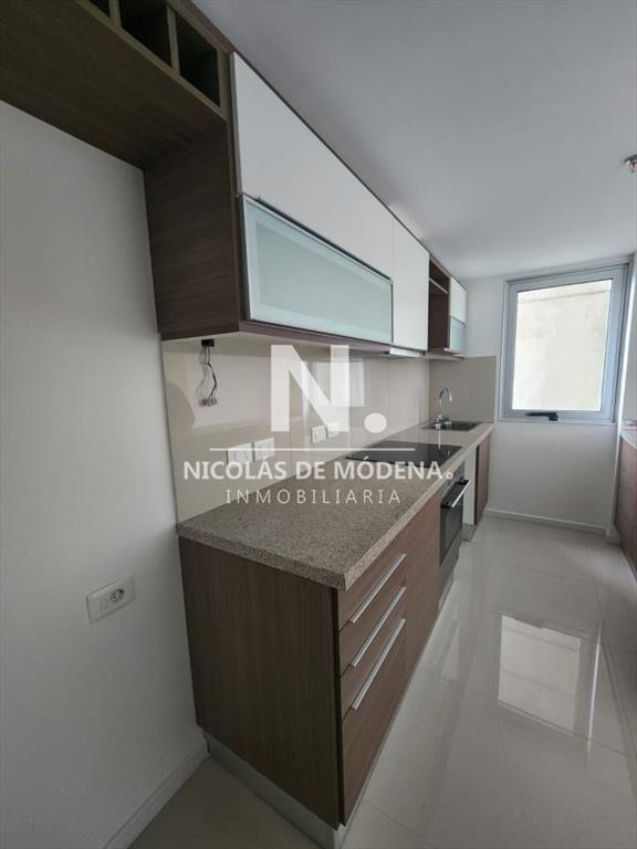 Apartamento de 3 dormitorios en Edificio Gala