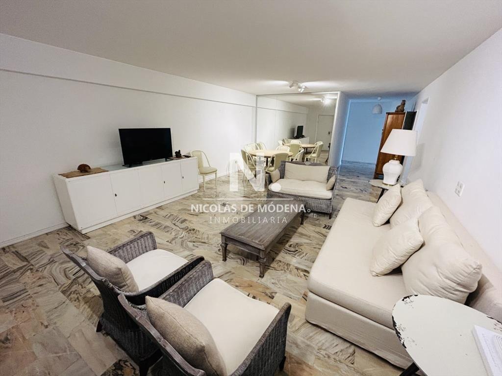 Apartamento en Venta, zona Puerto, Punta del Este