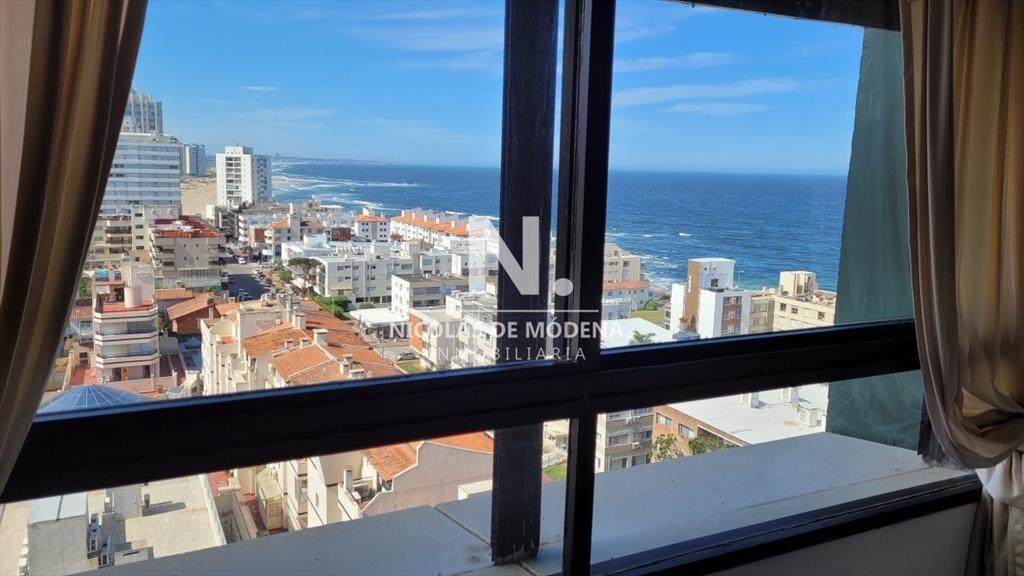 Alquiler de departamento en Peninstula, de 3 mas
