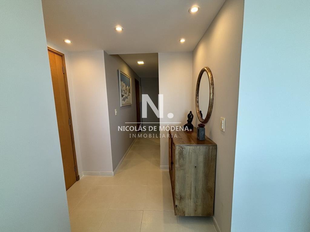 SEASONS TOWER VENTA PISO ALTO MANSA