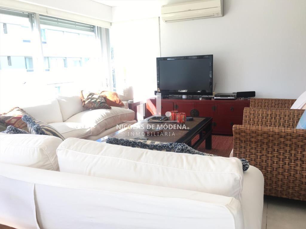 Departamento de 3 dormitorios en Tiburón I, del
