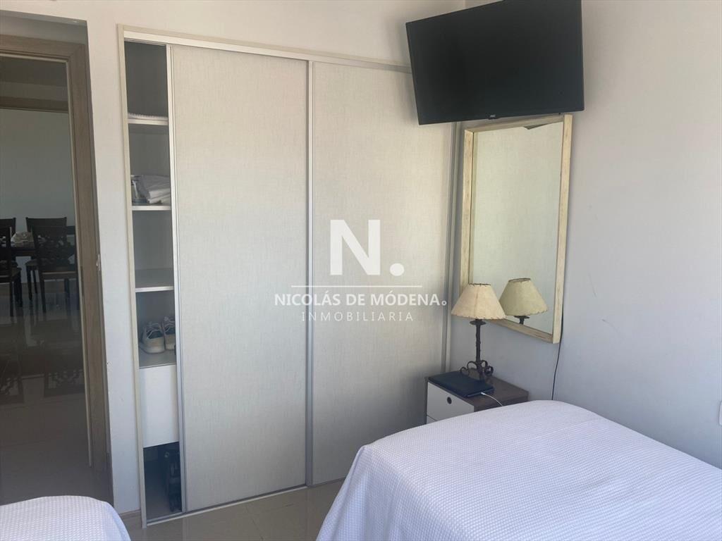 Apartamento en Venta de 2 dormitorios en Edificio