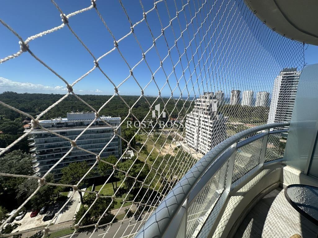 Pent House duplex en torre de categoria con
