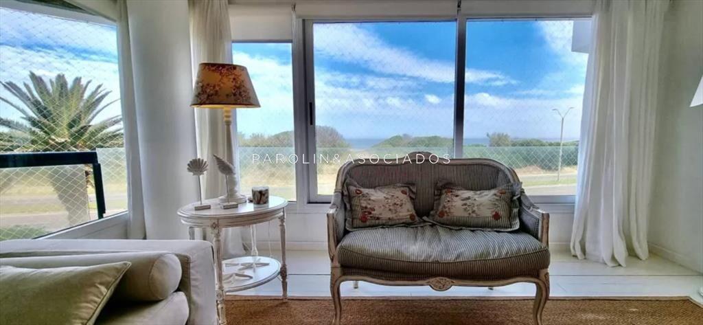Apartamento en venta en edificio Arenas Blancas,