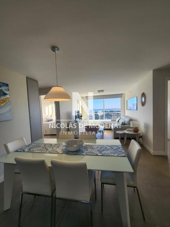 Departamento de 2 dormitorios en venta en Torre ,