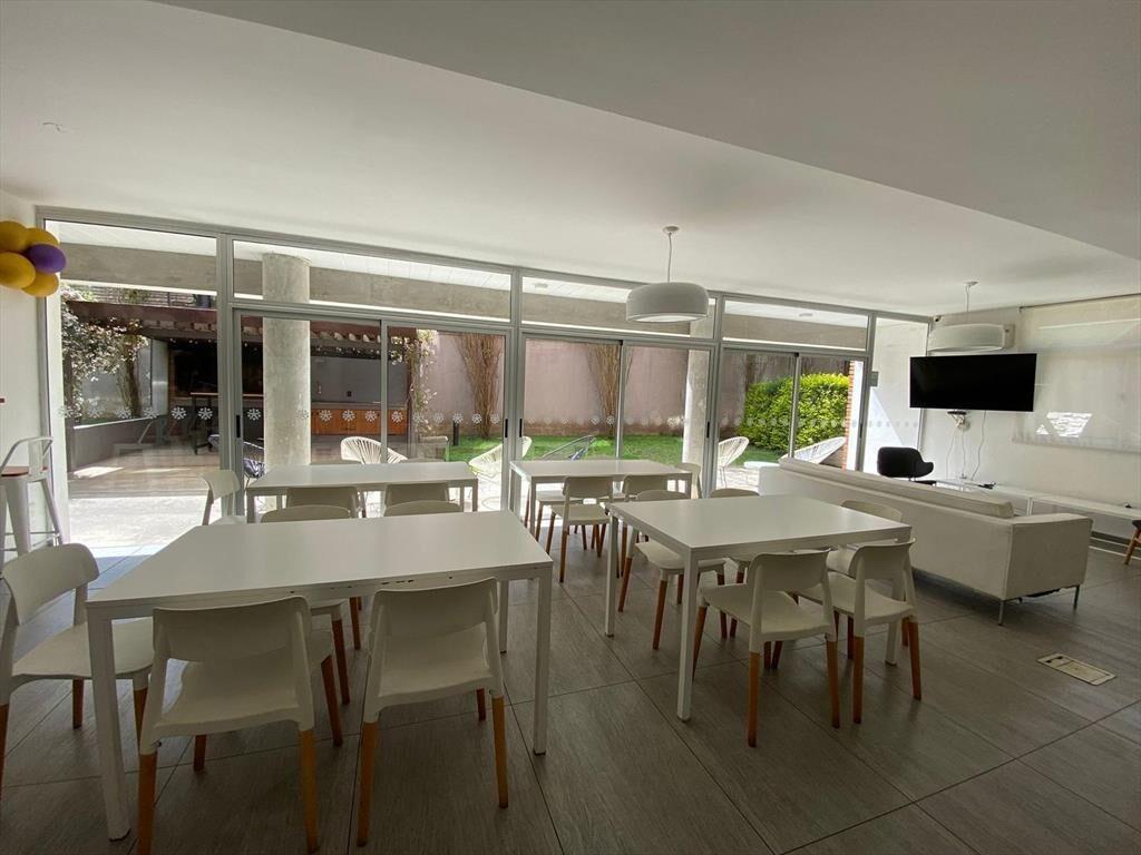 Venta apartamento con renta, de 3 dormitorios, terraza con