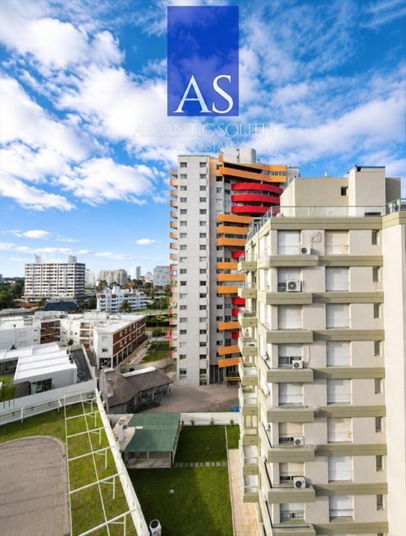Moderno apartamento de 2 dormitorios en Torre con