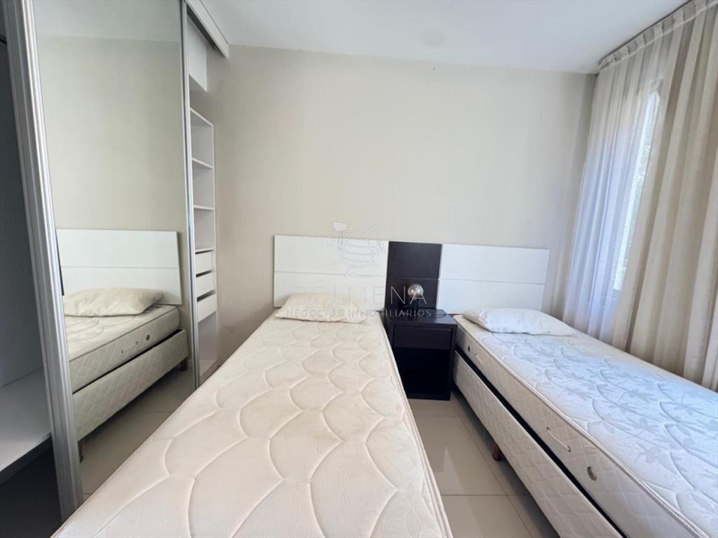 Apartamento a 400 metros de la playa mansa parada