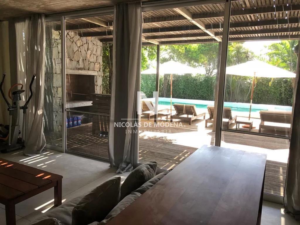 Excelente casa en Venta en Playa Bikini