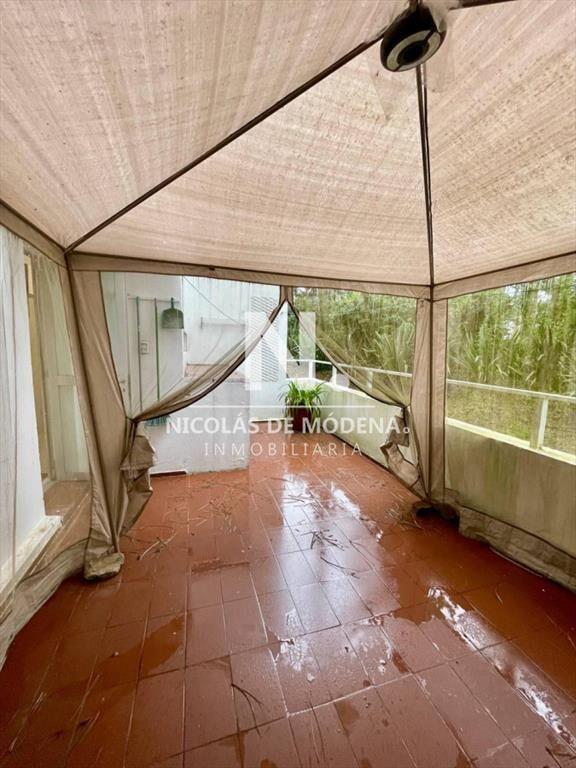 Vende departamento de 2 dormitorios con Garaje,