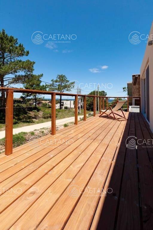Venta Casa - 3 dormitorios + Parrillero - , Punta
