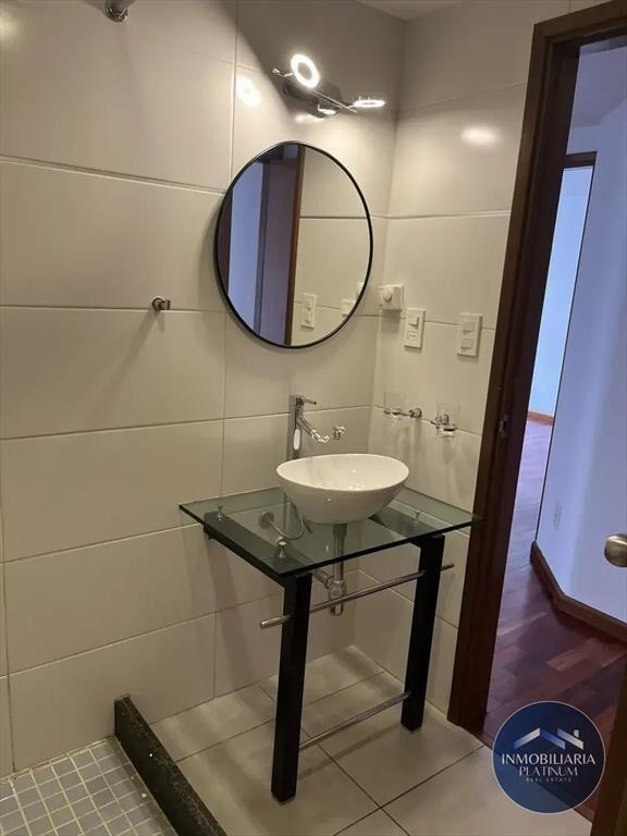 Apartamento en alquiler c/ cochera en Pocitos