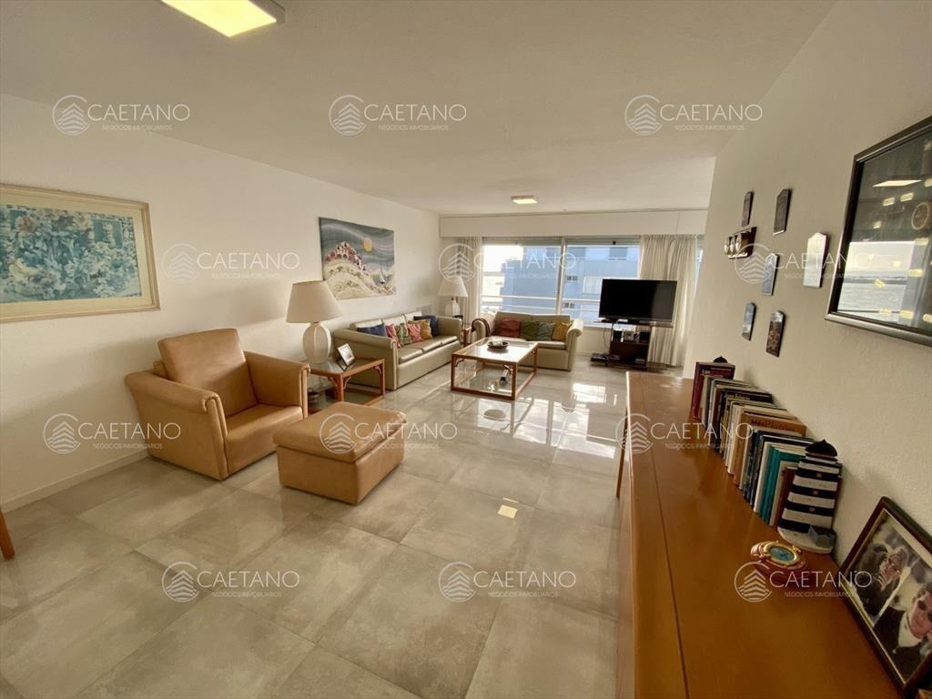 Apartamento 3 dormitorios en península Punta del