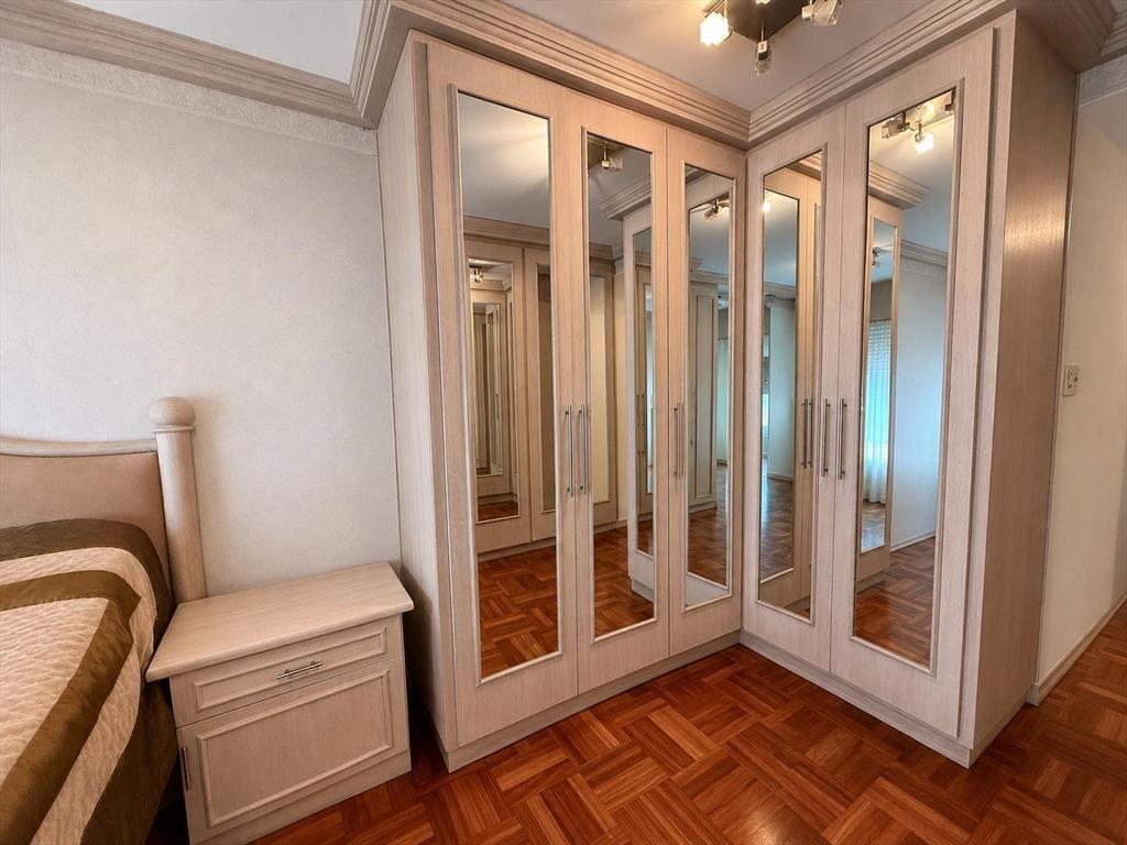 Venta apartamento 3 dormitorios más servicio completo y gar