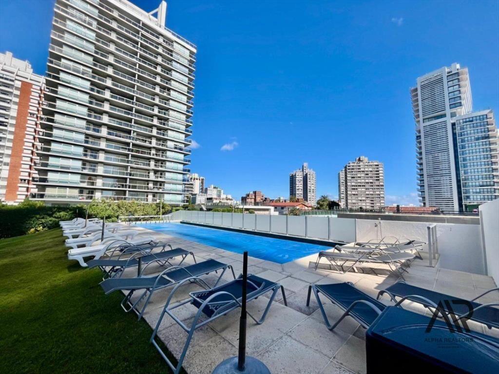 Apartamento en venta de 1 dormitorio c/ cochera en Playa...