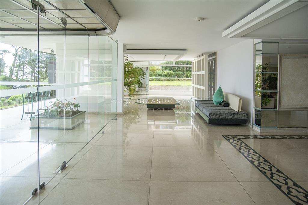 Apartamento en venta de 3 dormitorios en Mansa, Punta del E