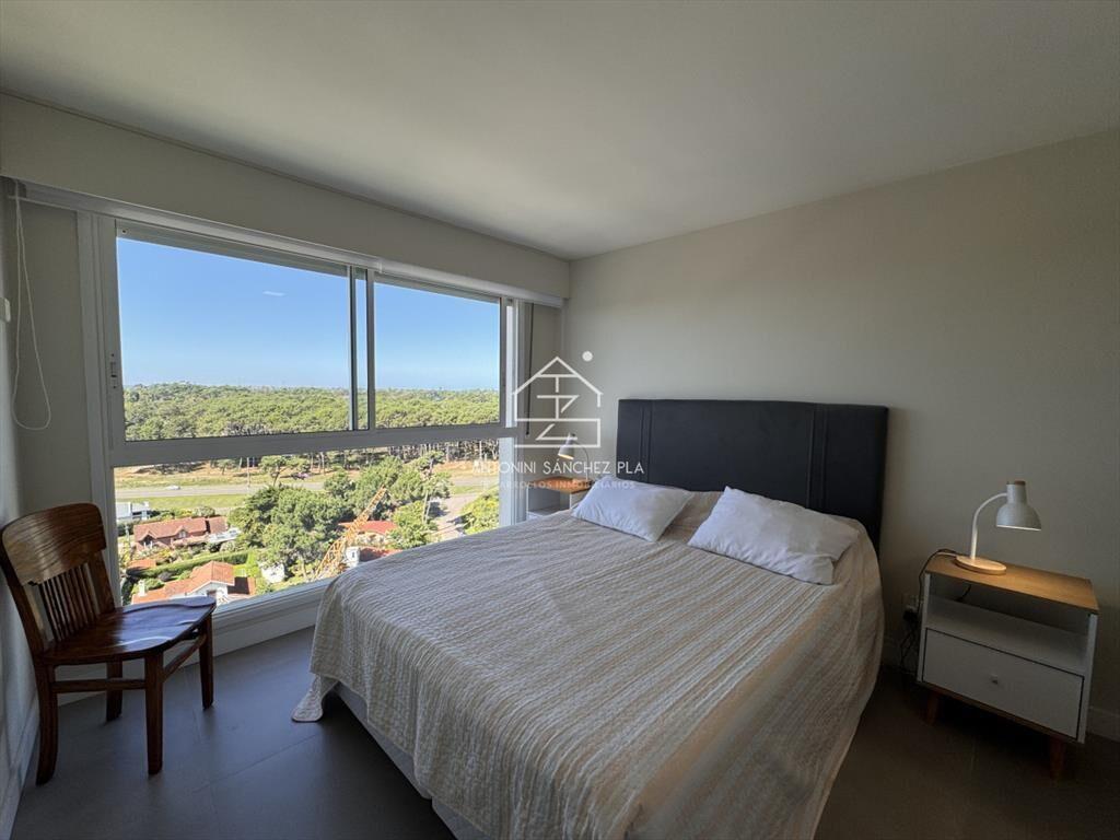 Venta apartamento 2 dormitorios 2 baños Punta del Este