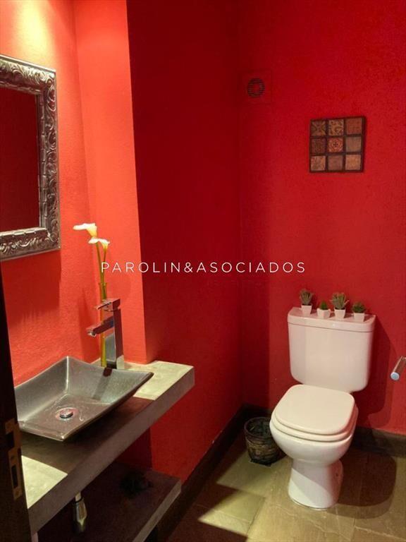 Casa en venta de 4 dormitorios en La Barra, Punta del Este.