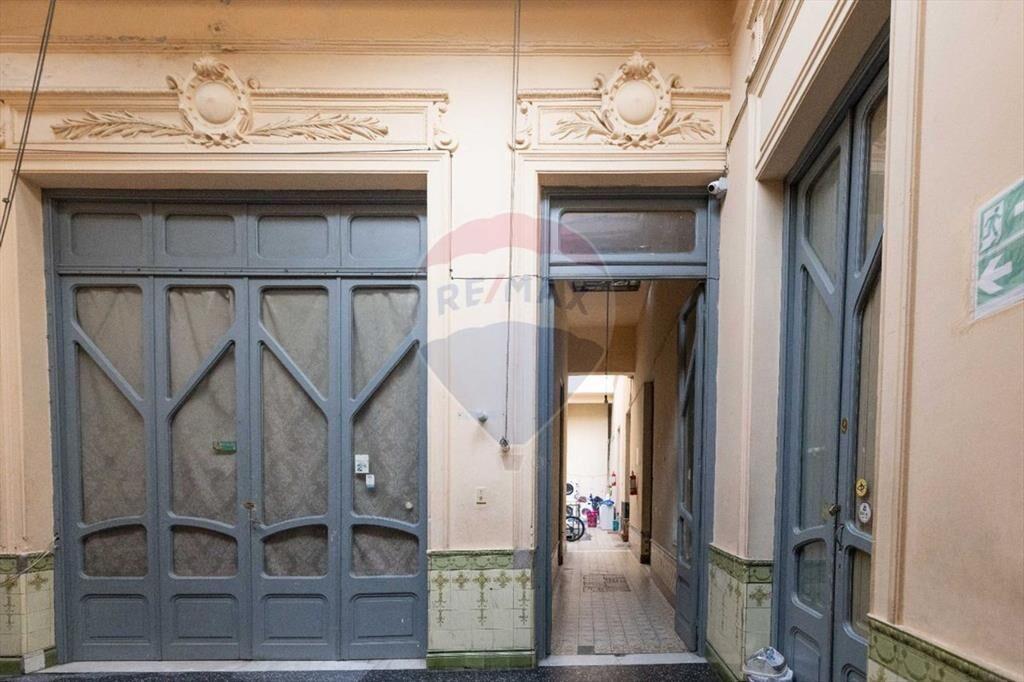 VENTA CENTRO TERRENO CON EDIFICACIONES