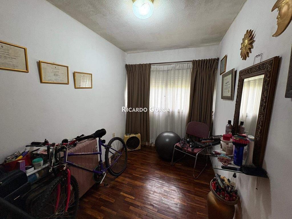 Apartamento venta 2 dormitorios y estacionamiento en Eus...