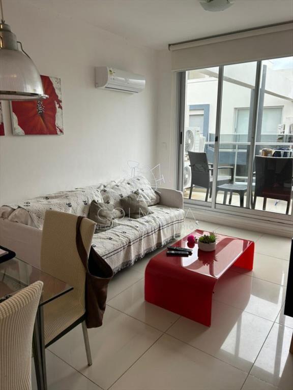 Apartamento con vista al puerto