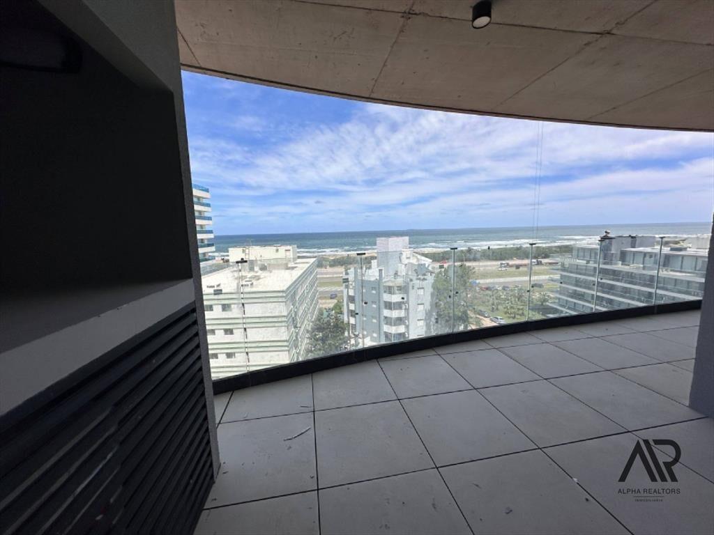 Apartamento en venta c/ cochera en Playa Brava