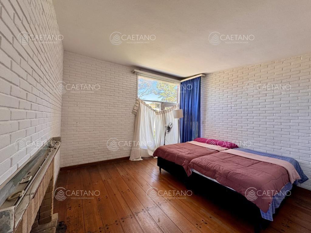 Venta casa 7 dormitorios, Cantegril, Punta del